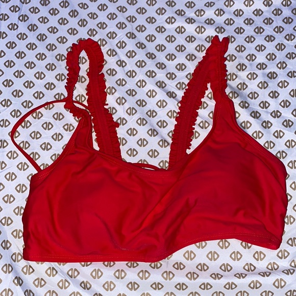 Bikini - Picture 1 of 4